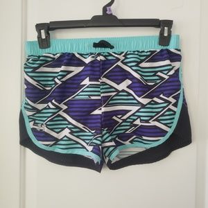 3/$20 Under Armour youth heat gear shorts sz xl